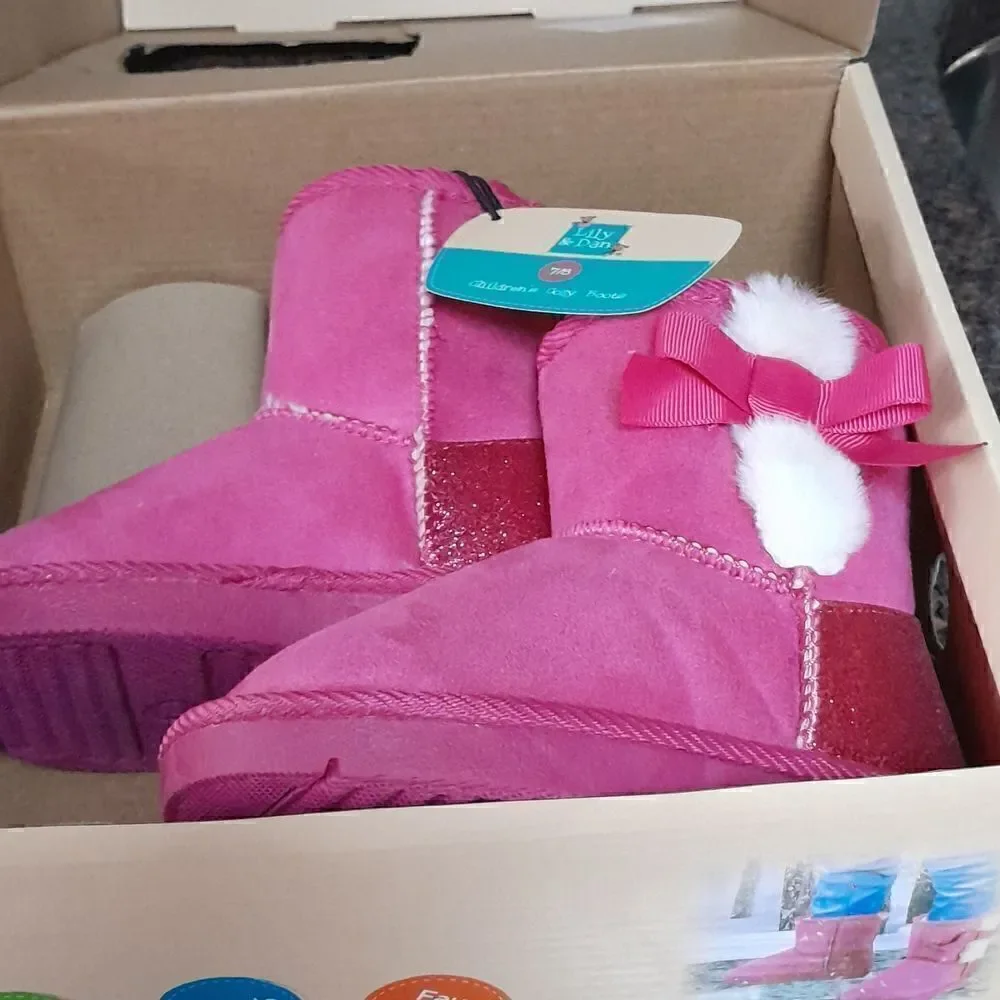 Lily and Dan Cozy Boots...Size 7-8
